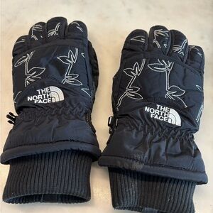 The North Face quilted winter gloves